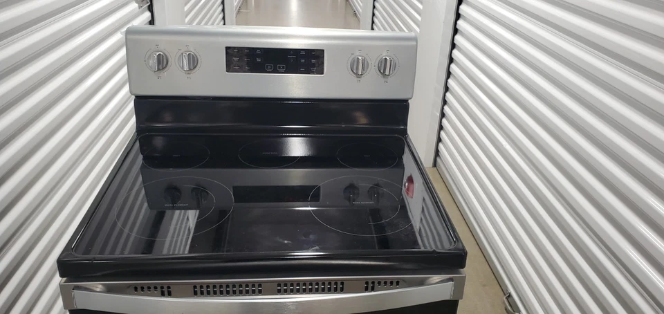 Estufa Eléctrica Whirlpool 30" Inoxidable con 5 Elementos, WFE535SOLZ2, Nueva Foto 2 de 4