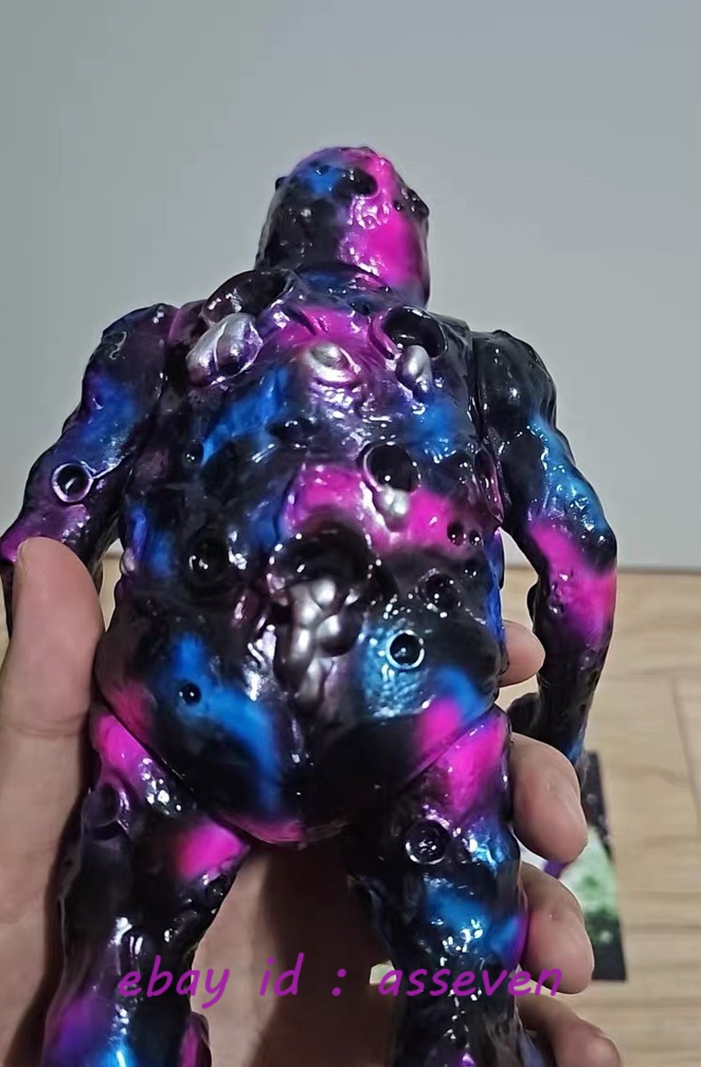 Madmonk Madmoon Sofubi Topheroy Limited Edition Collection Action