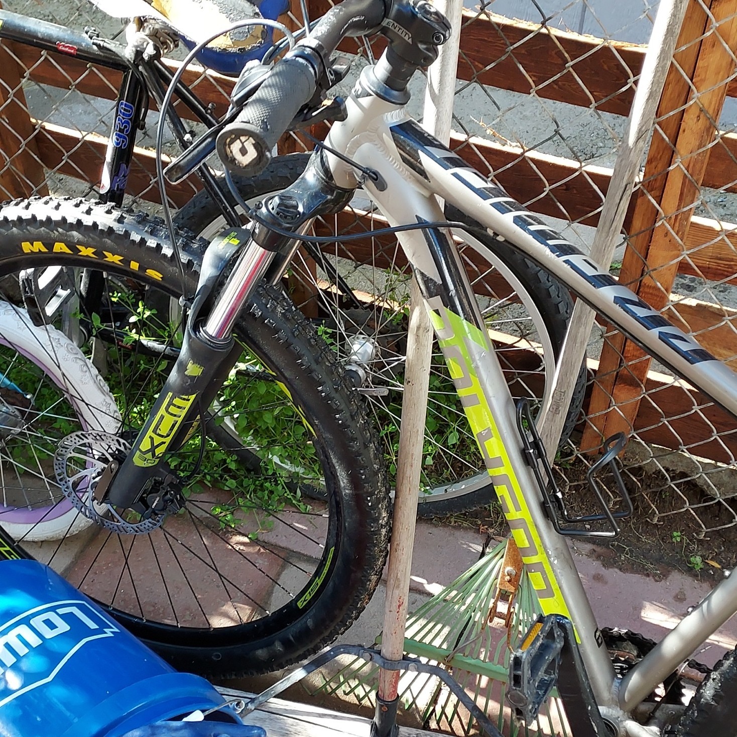 27 Premier Polygon 21 Speed