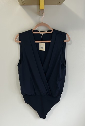 Favorite Daughter The Sleeveless Date Blouse Bodysuit Navy size L NWT - Picture 4 of 12