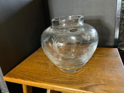 Lenox Crystal Etched Chrysanthemum Vase Hand  Blown Limited Edition of 9500 NWT