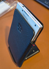 Blackberry Passport Q30 - Black Leather Pouch Case