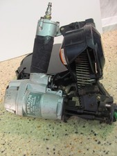 Hitachi NV50AP3 2” Coil Nailer Gun With Plasti-Tacker Plus