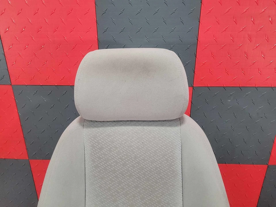 07-13 雪佛兰 Avalanche 原始设备制造商 左前驱动 动力布座椅 (钛 83D) — 第 4/4 张图片