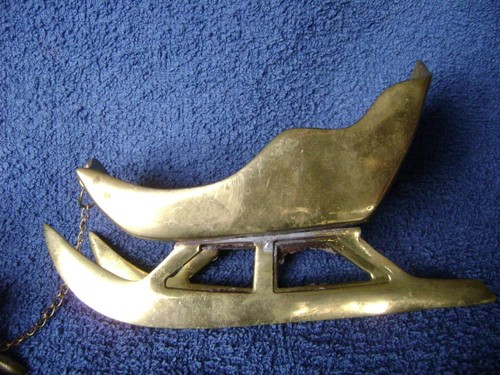 vintage SOLID BRASS REINDEER CARRIAGE SLEIGH WINTER CHRISTMAS DECOR ORNAMENT - Picture 5 of 11