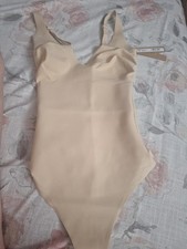 NWT SKIMS Body Core Sculpt Plunge Thong Bodysuit Sand Medium M Shapewear