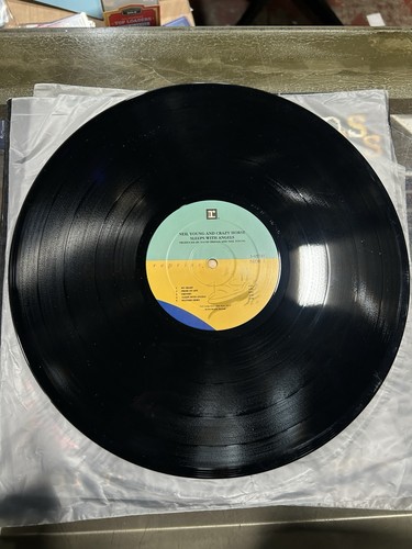 Neil Young & Crazy Horse Sleeps w/ Angels Reprise 1-45749 1994 2 LP RARE - Picture 4 of 6