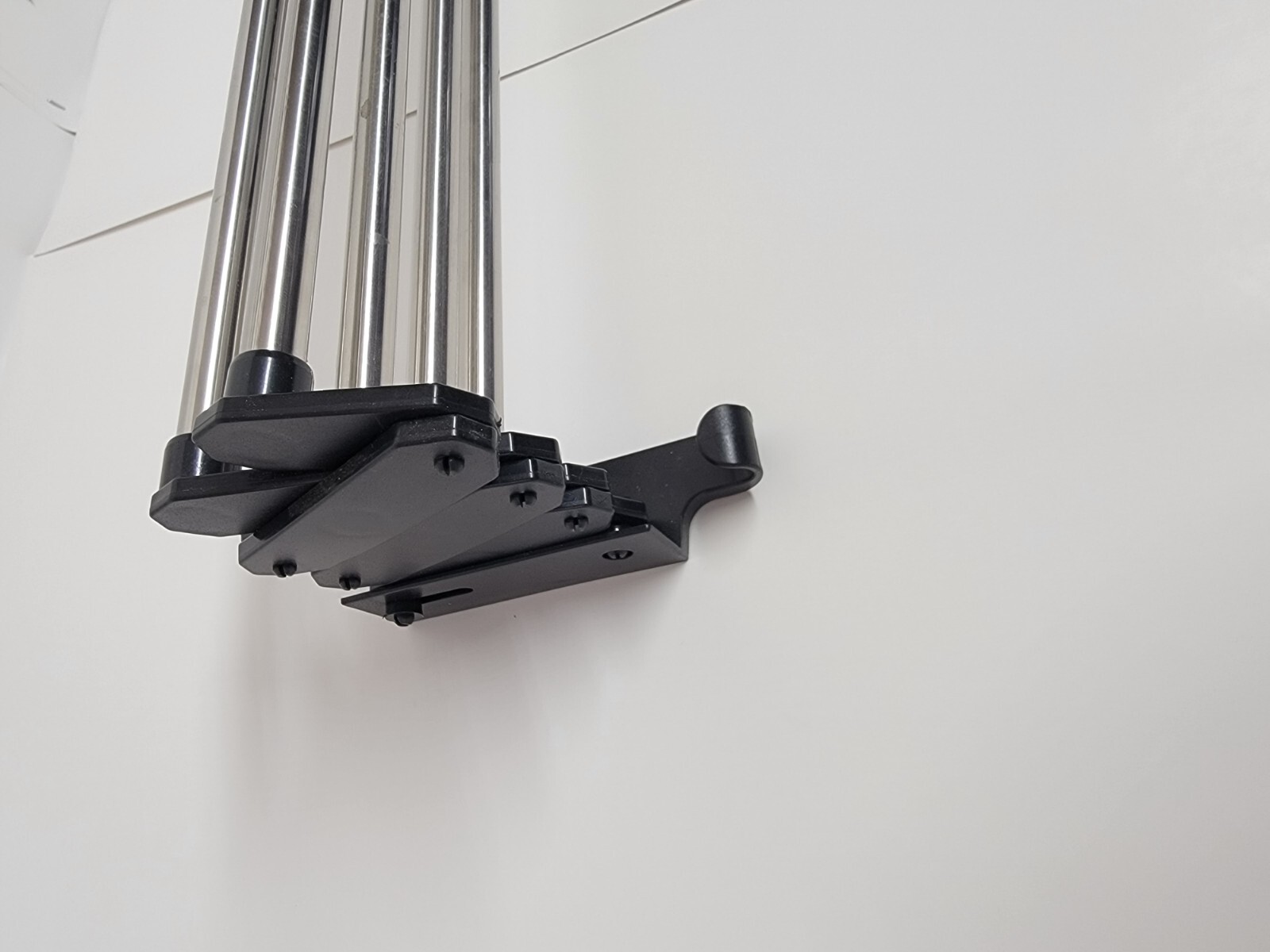 Adjustable Towel Rack Multiple Towel Bar Kitchen  Bathroom Garage Laundry Room