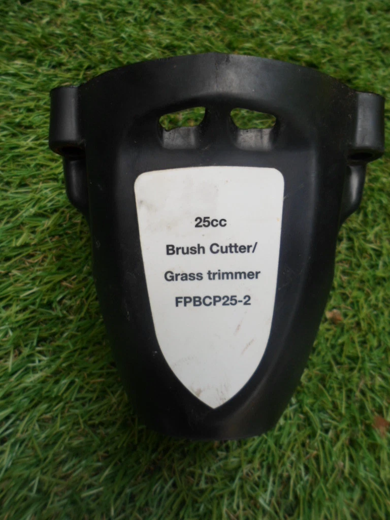 B Q FPBCP25 2 1E34F Petrol strimmer part Driveshaft mount