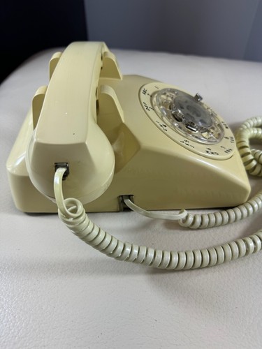 ITT Rotary Dial Desk Telephone Cream Beige 720011-106 500 Vintage Phone 1984 - 第 5/7 張圖片