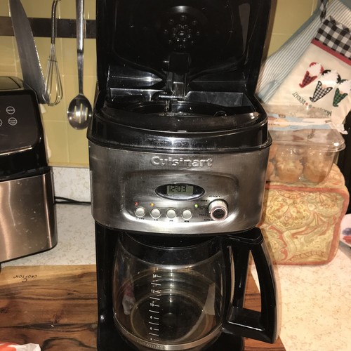 Cuisinart 14-cup programmable coffee 