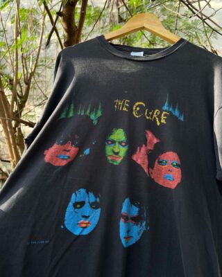 The Cure  In Between Days  1986 T-Shirt retro style black tee  new tee NH14479