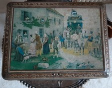 Grande BOITE Ancienne en TOLE LITHOGRAPHIÉE et GAUFRÉE - Très bon état -