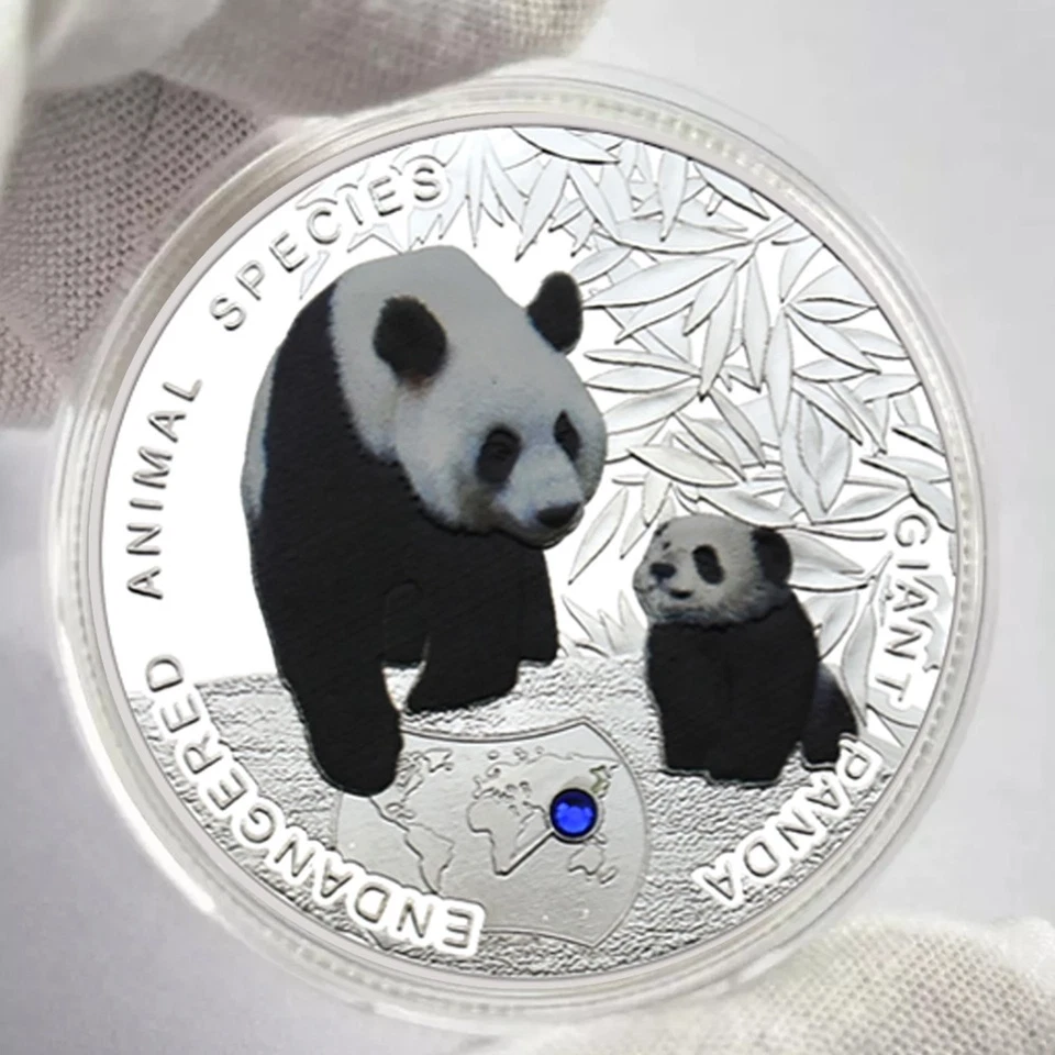 2014 Giant Panda Coin Zambia 1000 Kwacha Silver Wildlife Plated Rare Gift Medal - Image 3 of 4