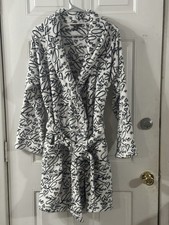 Victoria  s Secret Robe