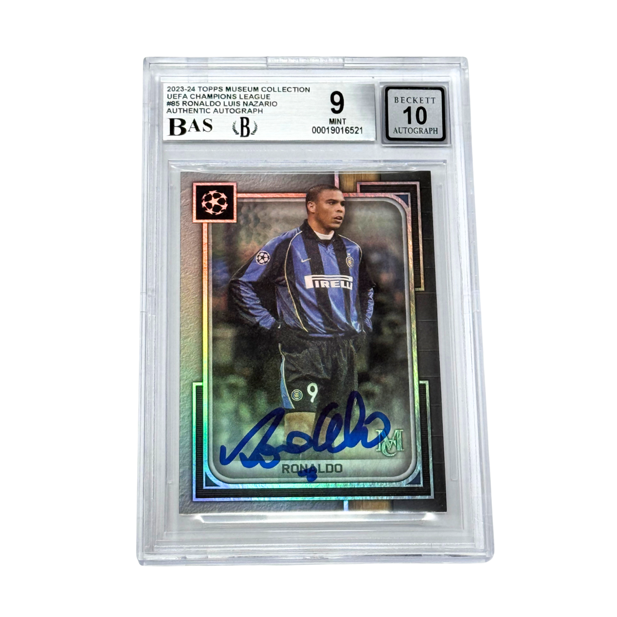 Ronaldo Nazario Signed 2023-24 Topps Museum Collection UCC #85