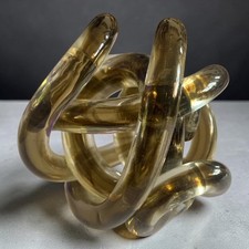 Moderne rauchige Bernstein Kunst Glas Infinity Knoten Skulptur Briefbeschwerer 10 cm
