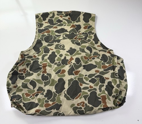 10X Camo Hunting Vest Mens Large 42-44 outdoor gear utility pockets Full Zip USA - Picture 2 of 10