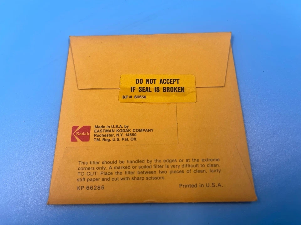 Kodak Wratten Gelatin Filter No. 58 3X3" 75X75 mm - Sealed CAT 149 5860 - Image 2 of 2