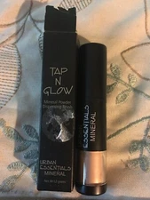 Urban Essentials Tap N Glow Loose Mineral Powder Foundation First Day NIB NEW