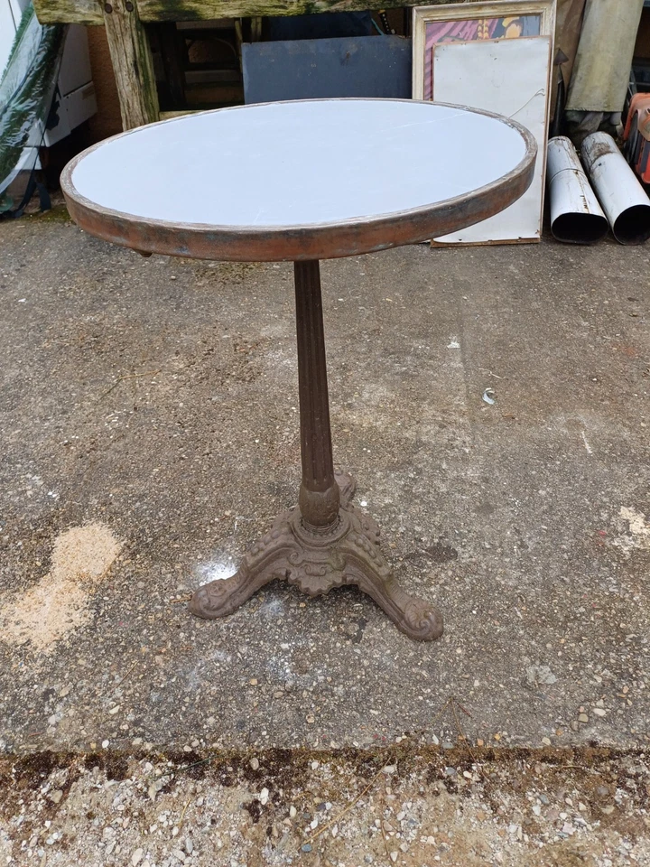 Table de Bistrot Fonte et Ciment - Photo 2/4