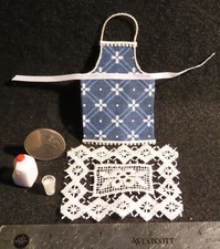 Apron Blue & White Kitchen Table Accent Milk Cup 1:12 Miniature Creative 4888