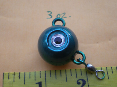 8 Pz. Fluke Ear Ball Jig Con Occhiello E Girello #3 - Pesi 3, 2, 1-1/2, 1 Oz (2 Ciascuno)
