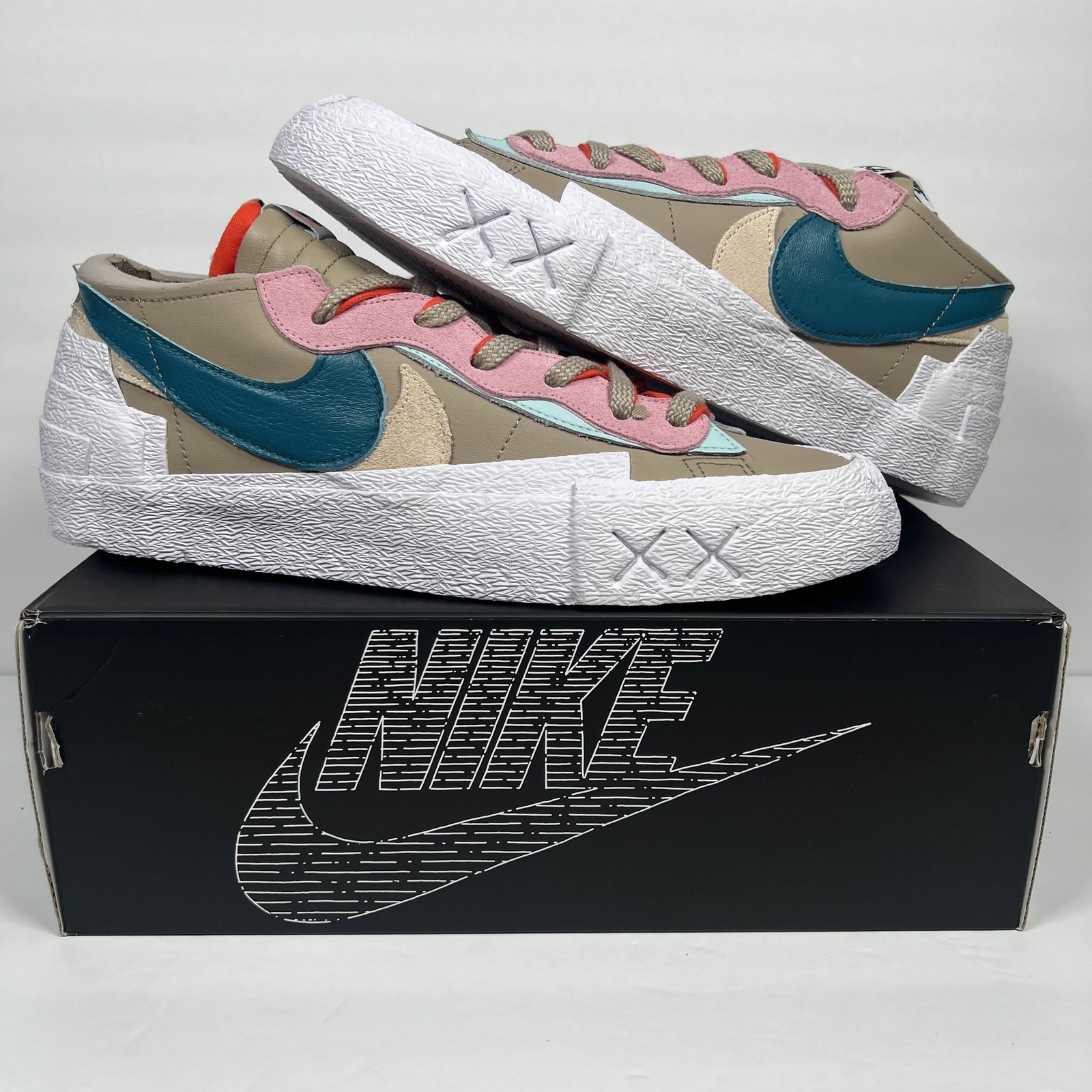 SACAI X NIKE Blazer Nike Low x Sacai x KAWS Reed DM7901 200 Uomo Taglia 12 5