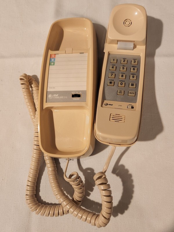 Vintage AT&T Timeline 210   Phone Used Beige