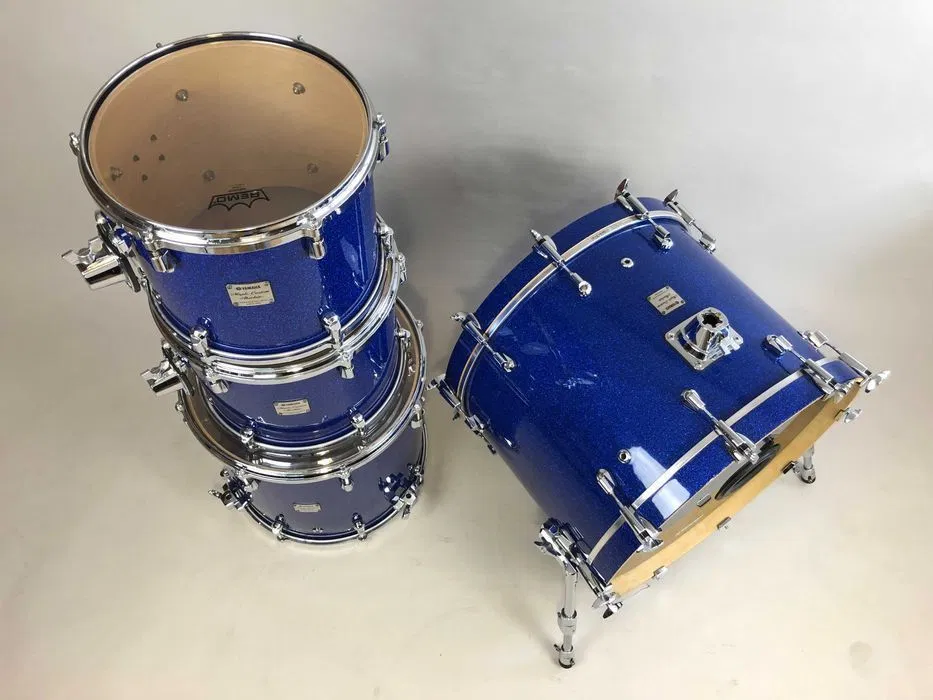 Yamaha Maple Custom Absolute Nouveau 22/12/13/16 Blue Yamaha Maple Custom Absolute Nouveau 22/12/13/16 Blue