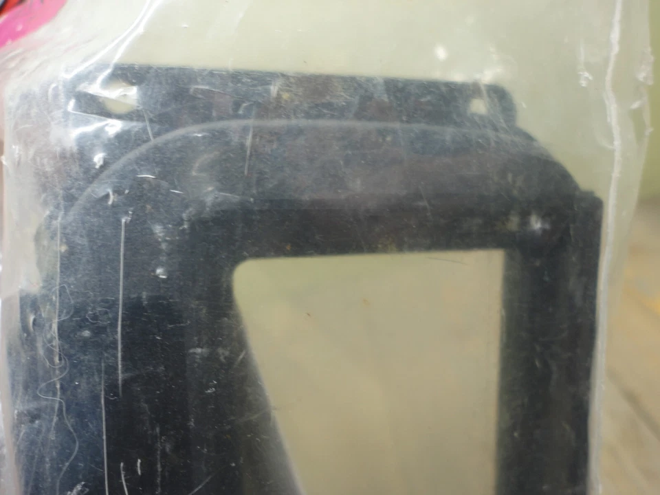 Single DIN Radio Replacement Dash Kit for Select Dodge/Jeep/Plymouth/Chrysler - Image 4 of 4