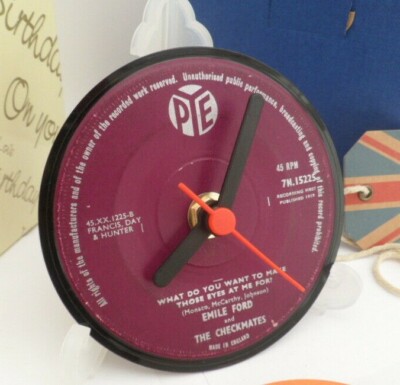 EMILE FORD & CHECKMATES CLOCK Desk Table Top CLOCK Vinyl Record Upcycled Size 4''