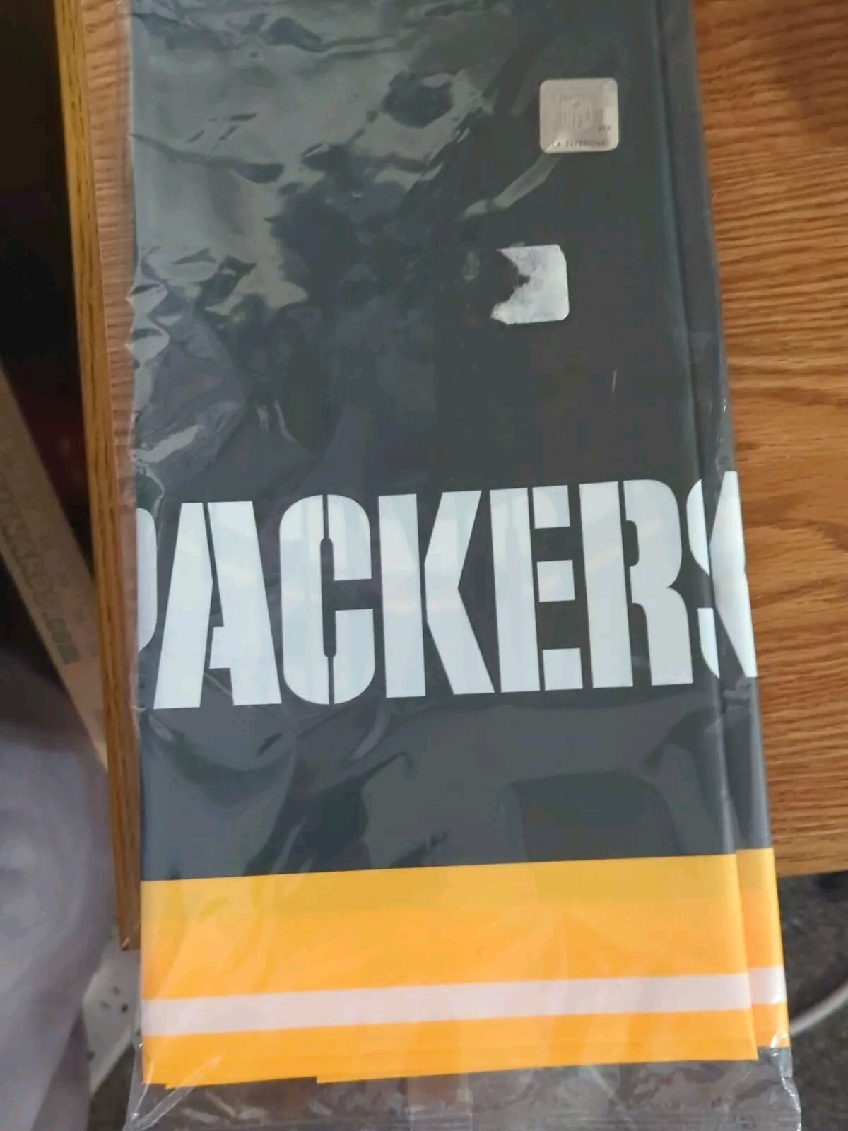 Green Bay Packers Plastic Tablecover,  54"x108", Officially Licensed NEW