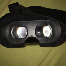 Black 3D Virtual Reality Glasses For Cell Phone these Were Used Only A Few Times
