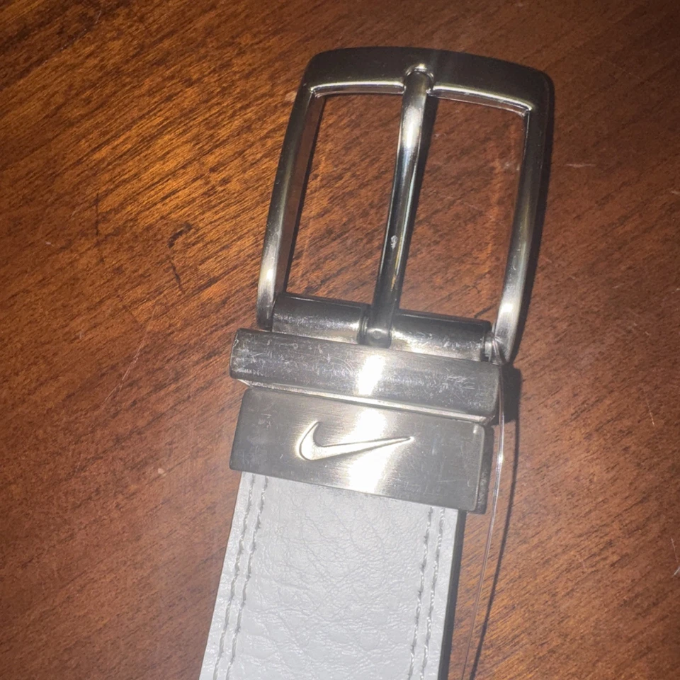 Nike Cinturón Hombre Cuero Genuino Blanco y Negro Reversible Talla 36 Foto 3 de 4