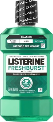 Listerine Freshburst Intense Antiseptic Mouthwash for Bad Breath Kills 250 mL.