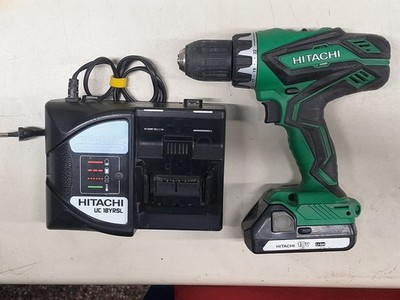 HITACHI Akkuschrauber DS 18DJL  Mit 1 Akku , Ladegerät UC 18YRSL, ohne Koffer