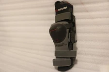 NEW EVS SPORTS SX02 SMALL KNEE BRACE 723156