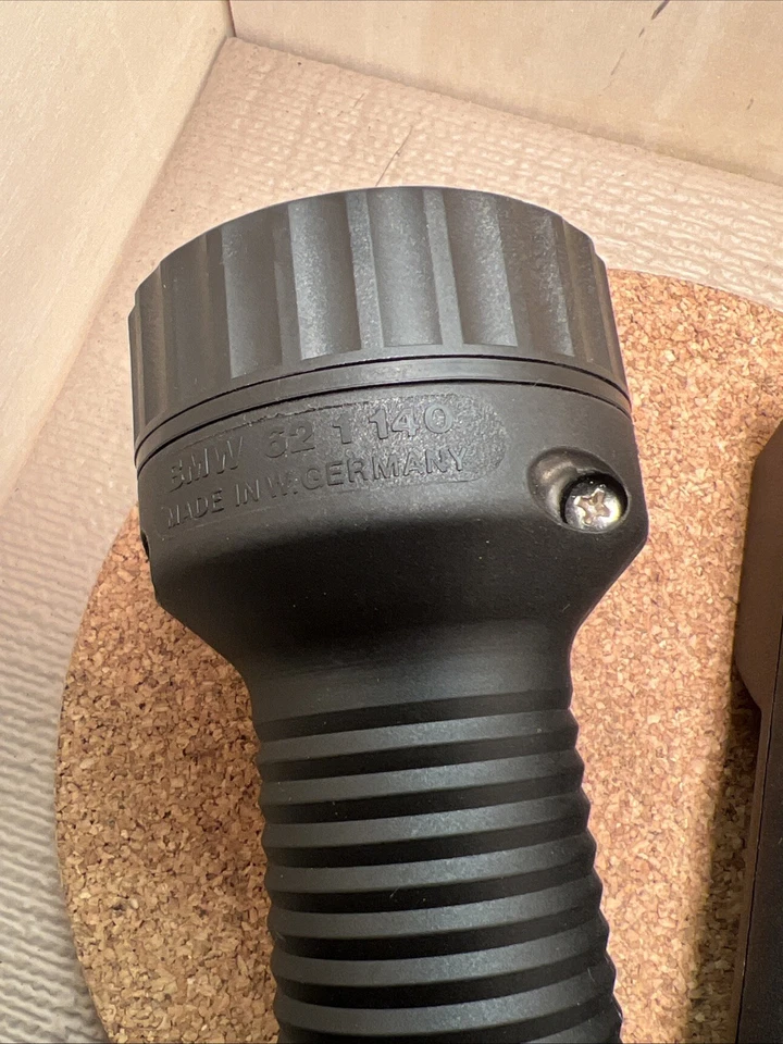 Herramienta de restablecimiento de aceite BMW/Pieza de herramienta de fábrica OEM #6211 y 621140 súper rara Foto 2 de 4