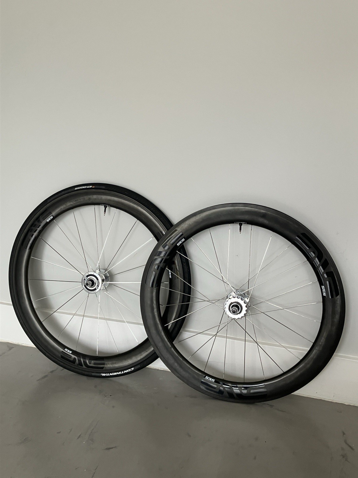 Enve SES 5.6 Clincher Track Hub Rim Brake Wheelset