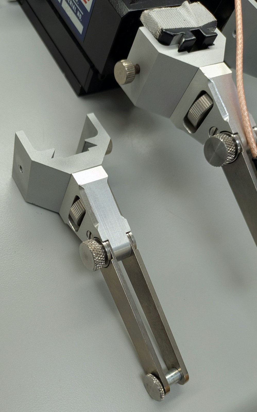 Four Wentworth Laboratories 001-1146 Precision Base Probe Manipulator