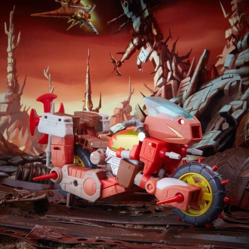 Transformers Studio Series 86-09 Wreck-Gar Robot to Motorcycle Action Figures - Picture 8 of 10