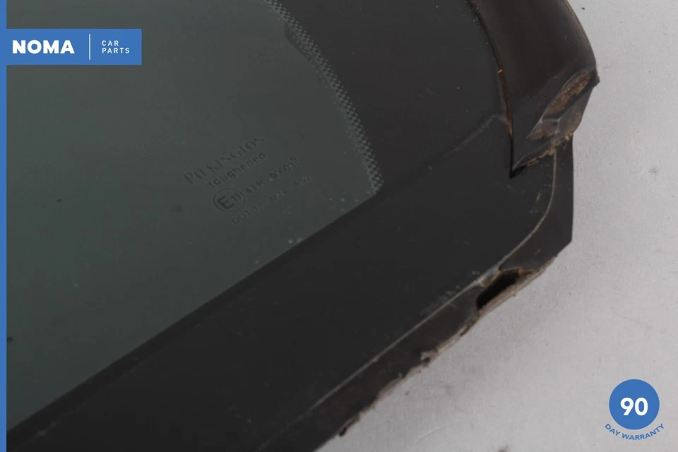 Оригинальное заднее левое стекло на четверть стекла со стороны водителя 00-02 Jaguar S-Type X204 - Изображение 4 из 4