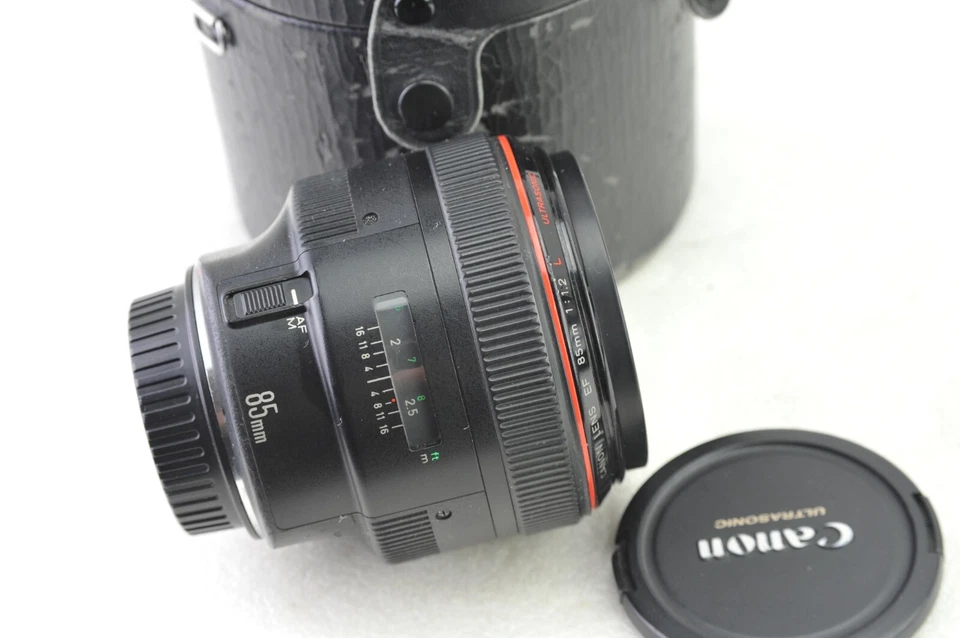 CANON EF 85mm f/1.2 L USM - Bild 2 von 4