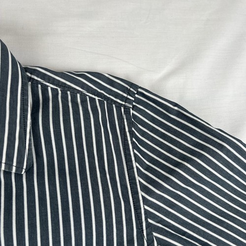 Hollister Mens Button Up Long Sleeve Collared Shirt Gray Striped Pocket Large - Picture 5 of 21