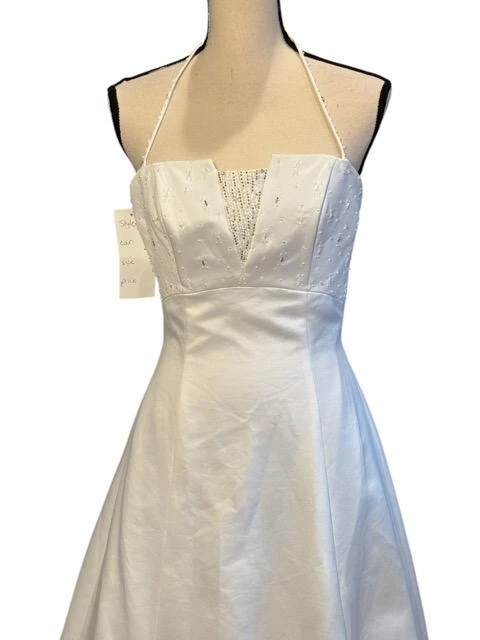 Vestido de novia Venus blanco adornado satinado talla 8 $699 Foto 3 de 4