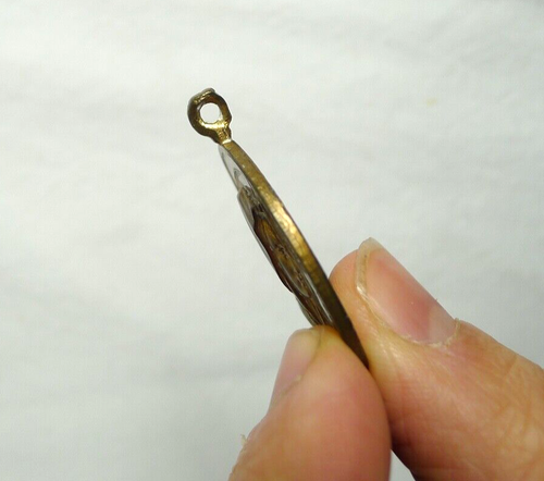 ANTICA MEDAGLIA DEVOZIONALE RELIGIOSA ALTO RILIEVO MINT SALVATOR MUNDI MARCHIATA - Foto 4 di 5