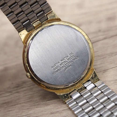 Vintage Austin Watch Womens Gold Tone Stainless Steel Classic Black Dial 80s - Picture 8 of 8