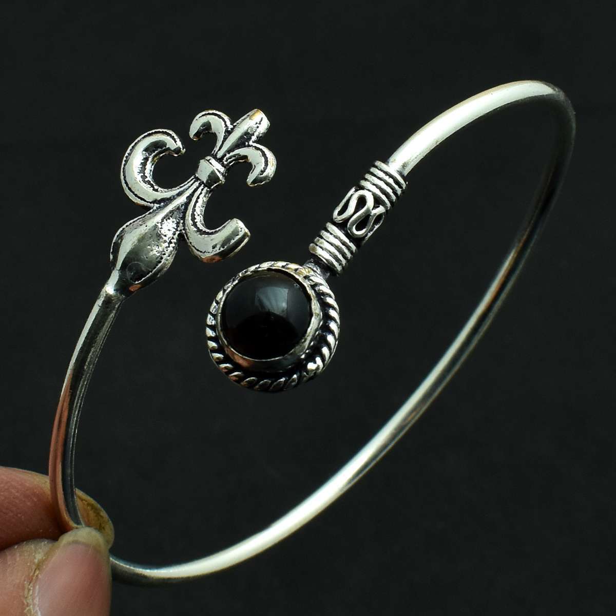 Black Onyx Gemstone Ethnic Handmade Adjustable Bangle Jewelry 9 Gms AB 51777