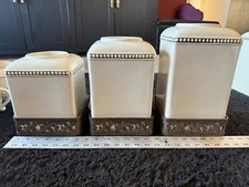 Gracious Goods Acanthus Leaf Canister Set W/O Lids